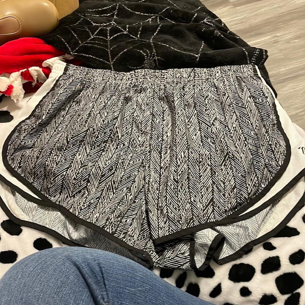 Athletic shorts